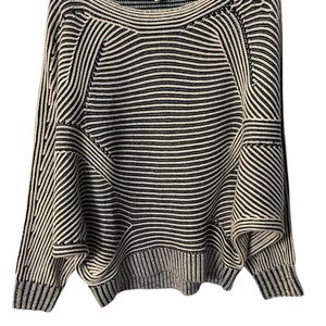 Davi & Dani Stripped Sweater